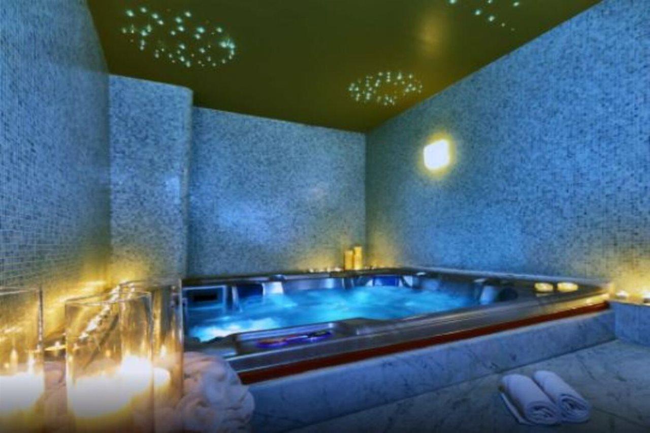 Sitia Beach City Resort & Spa Dış mekan fotoğraf A spa in the hotel