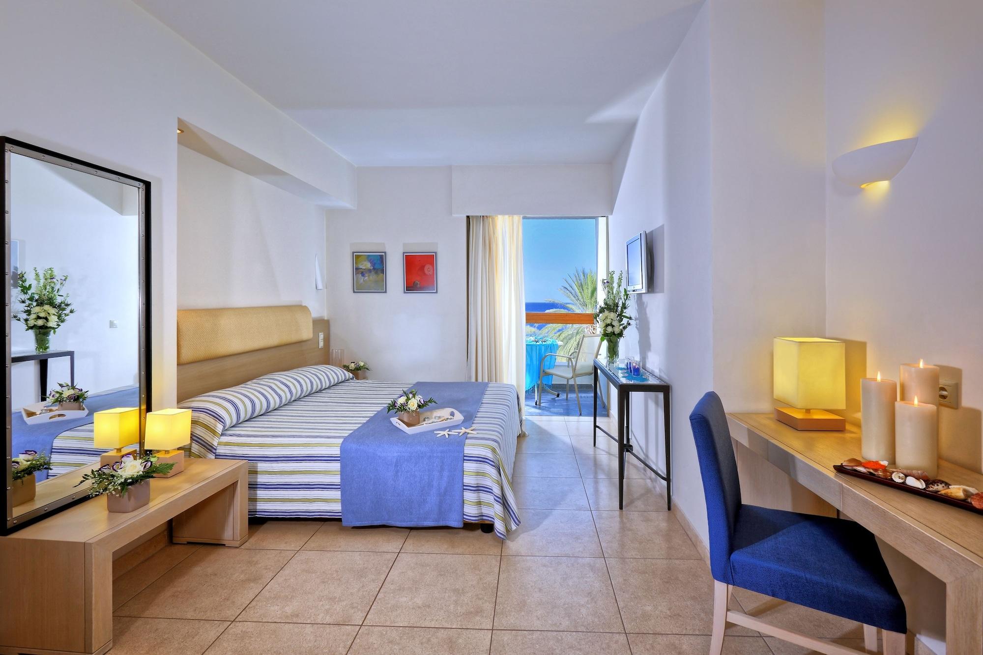Sitia Beach City Resort & Spa Dış mekan fotoğraf A typical room at the hotel