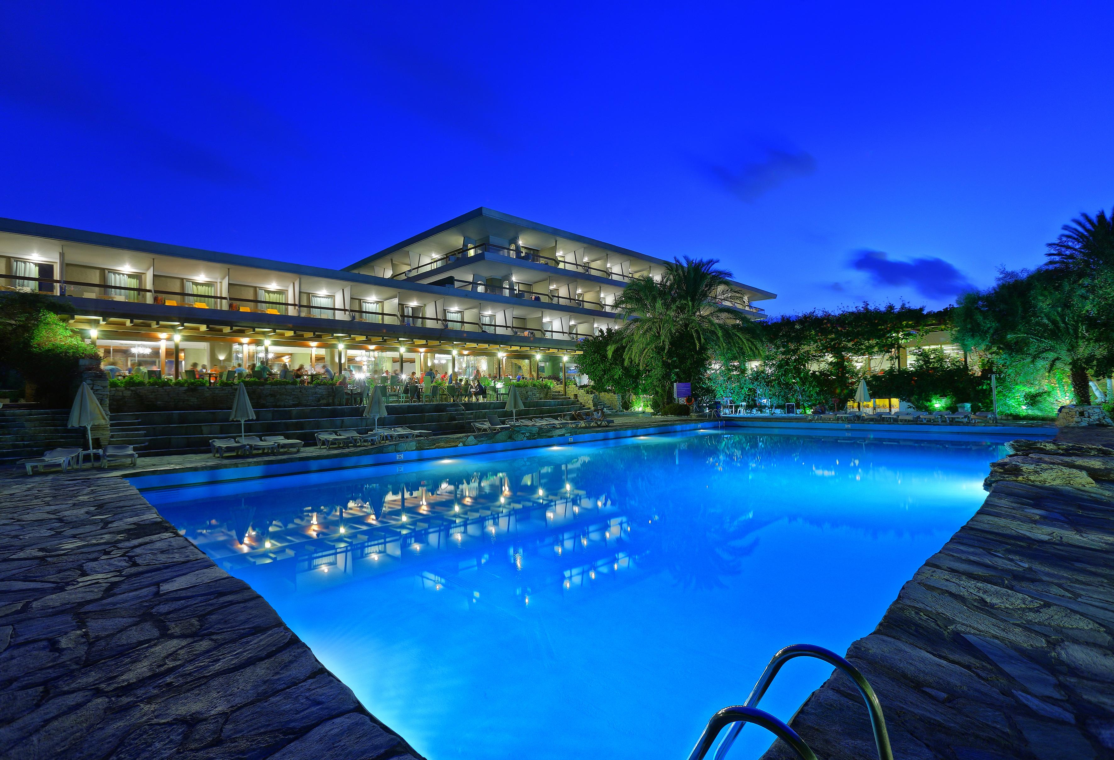 Sitia Beach City Resort & Spa Dış mekan fotoğraf The Royal