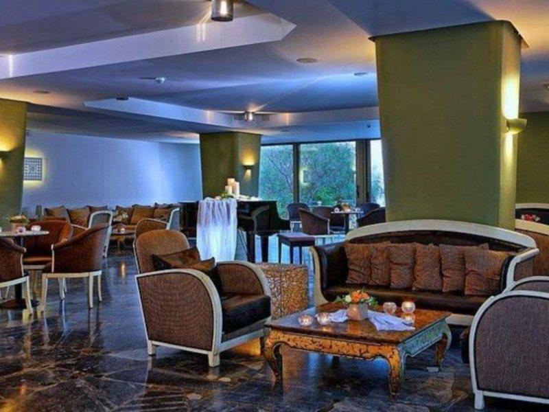 Sitia Beach City Resort & Spa Dış mekan fotoğraf The lobby