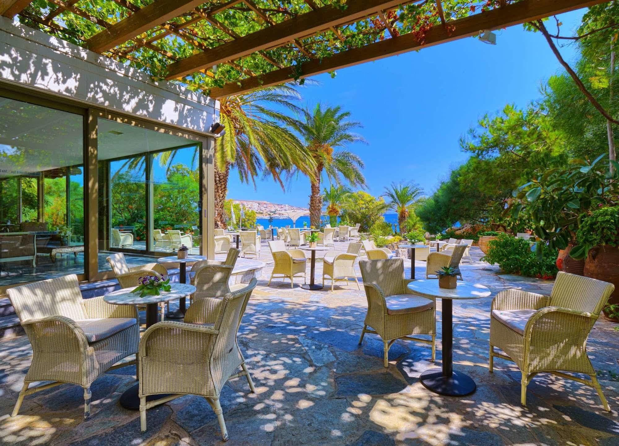 Sitia Beach City Resort & Spa Dış mekan fotoğraf The restaurant at the hotel